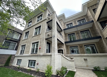 4338 N Clarendon Avenue - Photo 1