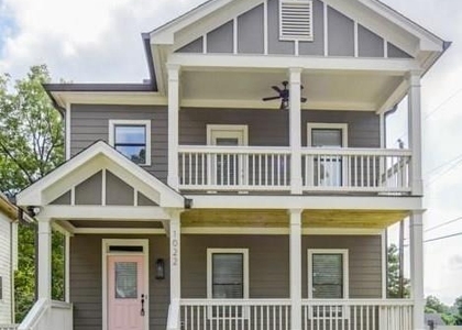 1022 Martin Street Se - Photo 1