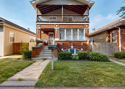 5242 W Roscoe Street - Photo 1