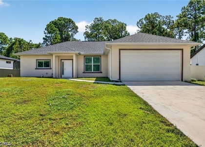 2010 Robert Avenue - Photo 1