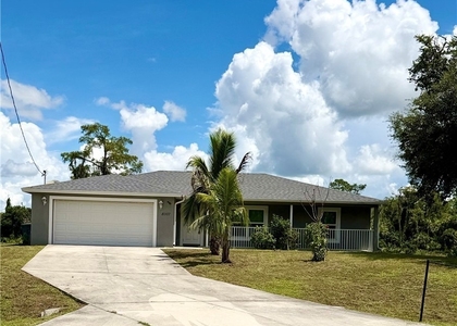 8007 Royal Court - Photo 1