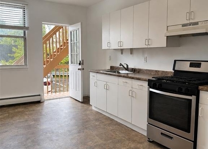 15a Grove - Photo 1