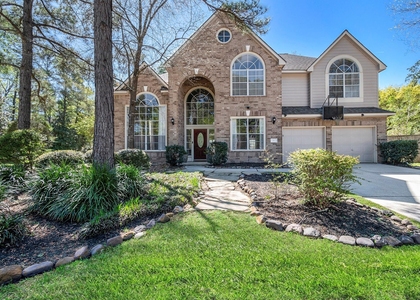 15 Larks Aire Place - Photo 1