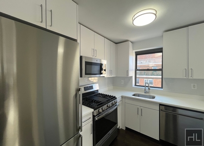 5 Avenue - Photo 1