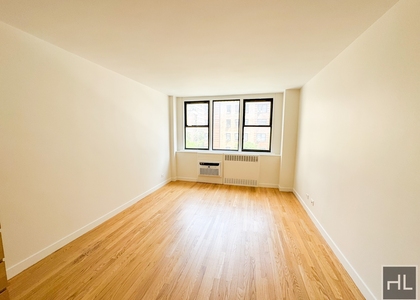 East 79th Street - Photo 1