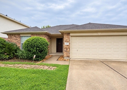 18123 Emerybrook Court - Photo 1