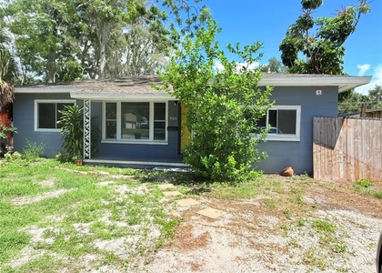 4900 5th Street S - Photo 1