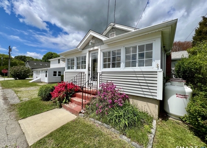 40 Portland Avenue - Photo 1