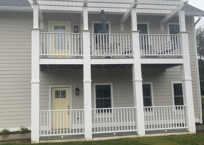 105 Edgewater Hill - Photo 1