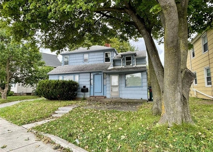 1680 Mount Hope Avenue - Photo 1