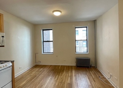 East 89 Street - Photo 1