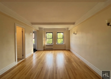 Christopher Street - Photo 1