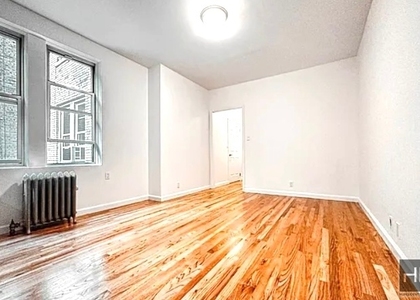 West 13 Street - Photo 1