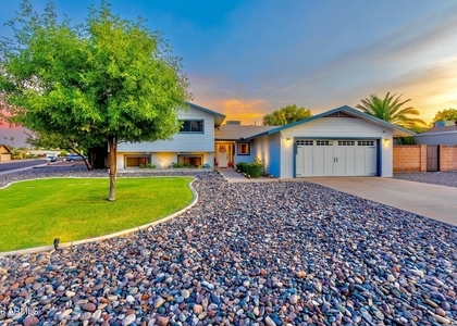 8249 E Redwing Road - Photo 1
