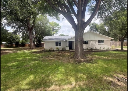 3905 Link Lea Drive - Photo 1