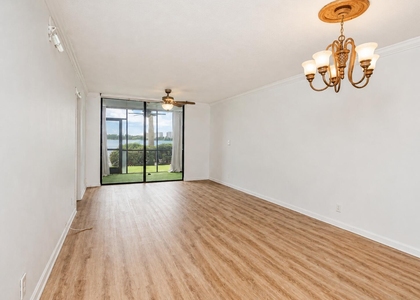 110 Lake Emerald Drive - Photo 1