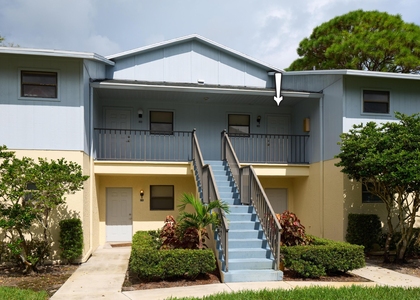 6535 Se Federal Highway - Photo 1