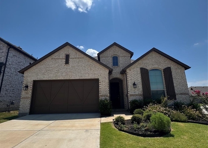 504 Evergreen Road - Photo 1