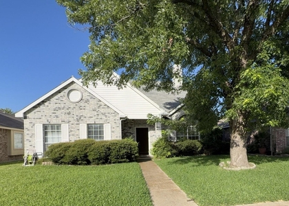 2918 Lake Valley Drive - Photo 1