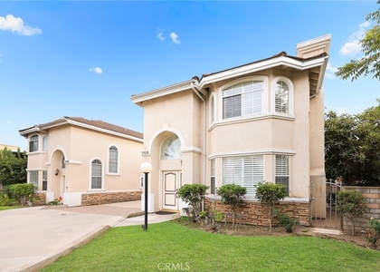 1108 Fairview Avenue - Photo 1