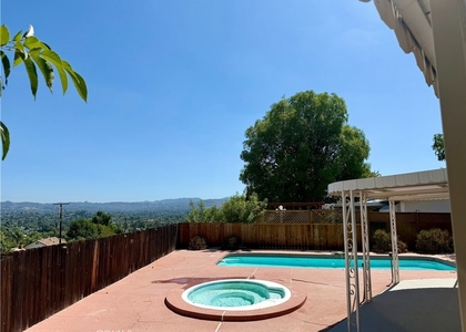 23900 Pentland - Photo 1