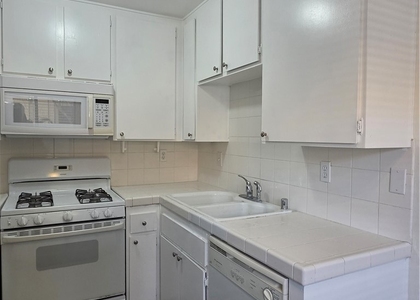 1507 S Euclid - Photo 1