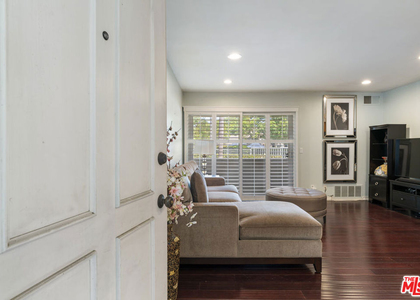 3863 Thorncroft Lane - Photo 1