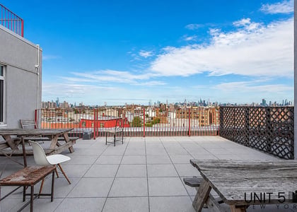 184 Noll Street - Photo 1