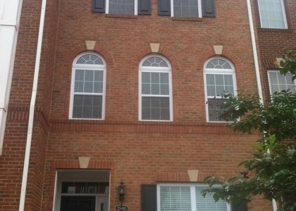 23093 Sunbury Street - Photo 1