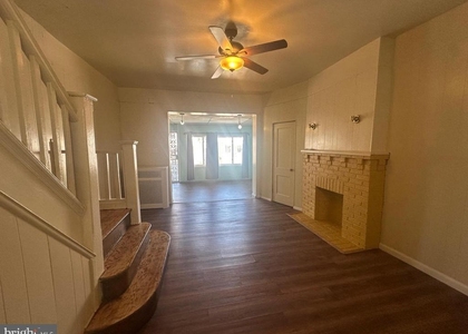5628 Warrington Avenue - Photo 1