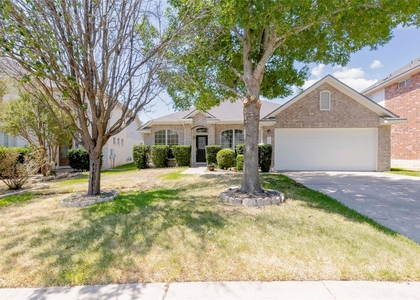 15220 Fernhill Dr - Photo 1