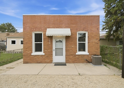 1624 S 59th Court - Photo 1