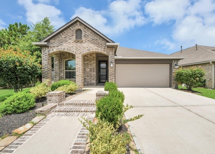 16011 Monument Hill Crossing - Photo 1