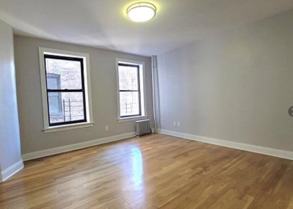 124 East 24th Street - Photo 1