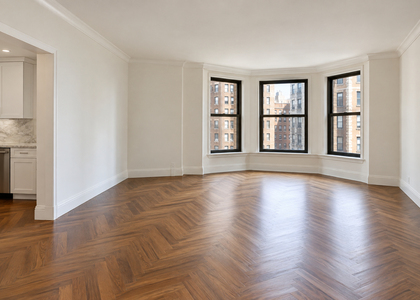 300 East 39th Street - Photo 1