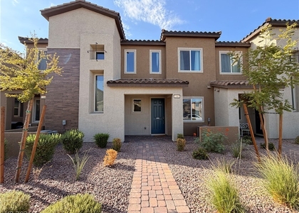 206 Wewatta Avenue - Photo 1