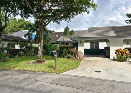 10058 Laurelwood Place - Photo 1