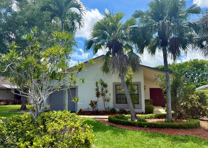8963 Old Pine Way - Photo 1