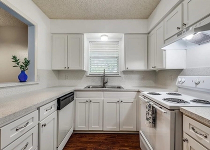 627 Texas Street - Photo 1