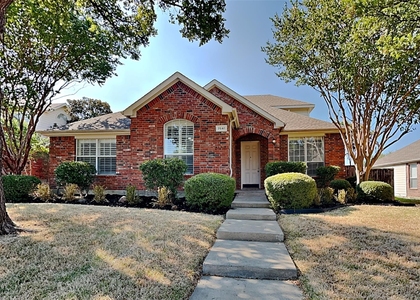 7641 Quiet Meadow Lane - Photo 1