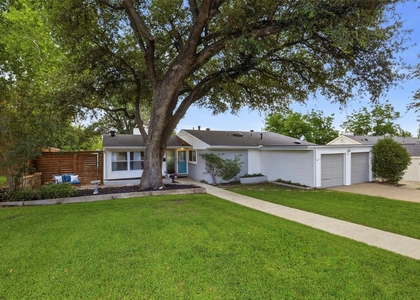 4817 Winthrop Avenue E - Photo 1