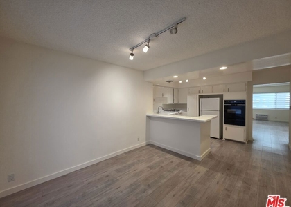 1711 Malcolm Avenue - Photo 1