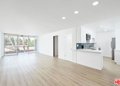 305 San Vicente Boulevard - Photo 1