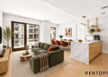 960 Franklin Avenue - Photo 1