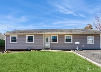 11 Wellesley Road - Photo 1