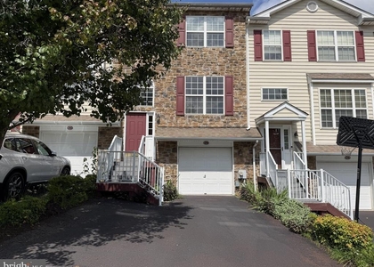 278 Yorktown Court - Photo 1