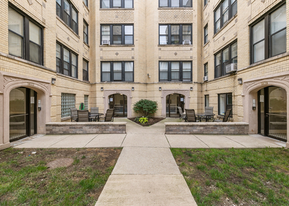 3641 W Dickens Avenue - Photo 1