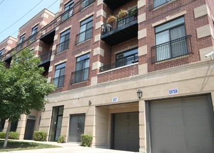 4651 N Greenview Avenue - Photo 1