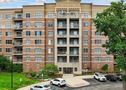 125 Lakeview Drive - Photo 1