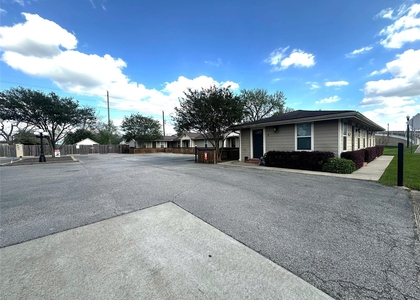 507 Houston Street - Photo 1